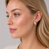 Oro Laminado Stud Earring, Gold Filled Style Polished, Golden Finish